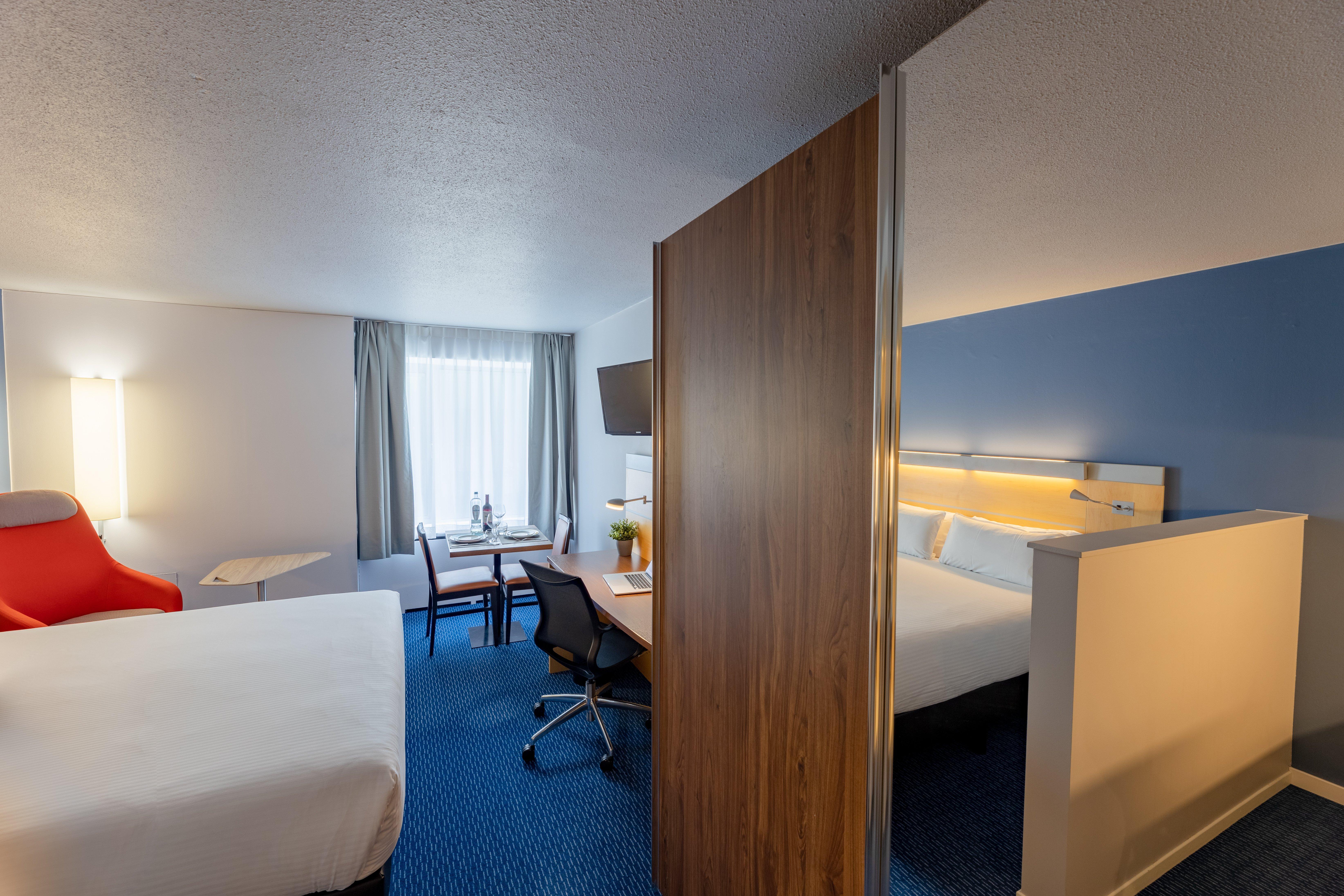 Holiday Inn Express & Suites Ghent, An Ihg Hotel Buitenkant foto