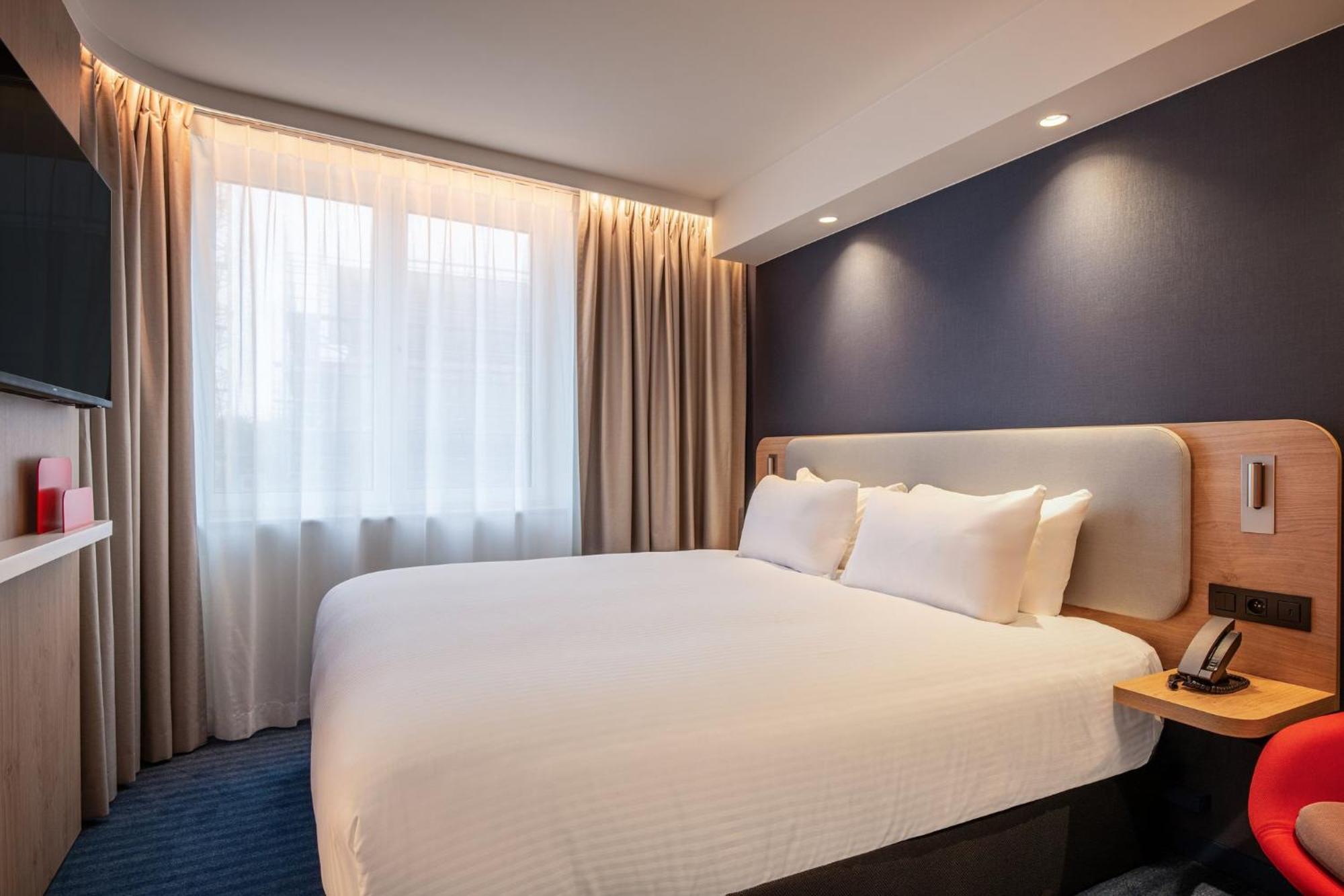 Holiday Inn Express & Suites Ghent, An Ihg Hotel Buitenkant foto