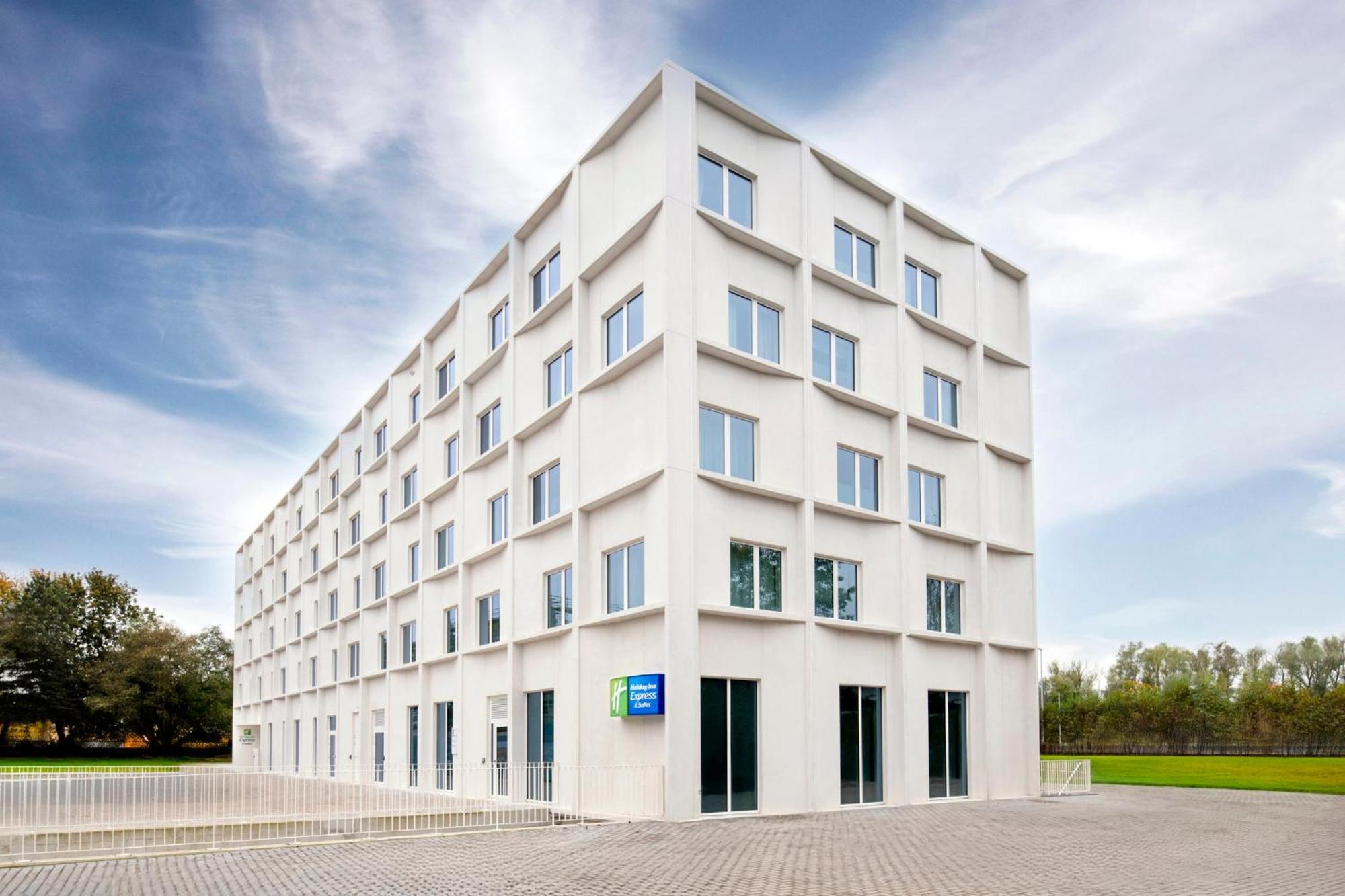 Holiday Inn Express & Suites Ghent, An Ihg Hotel Buitenkant foto